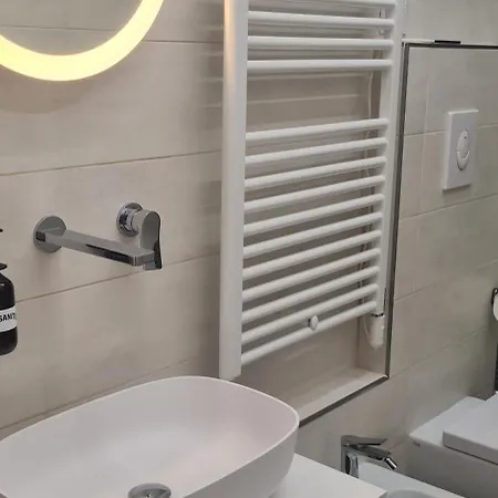 Magnolia Apartment